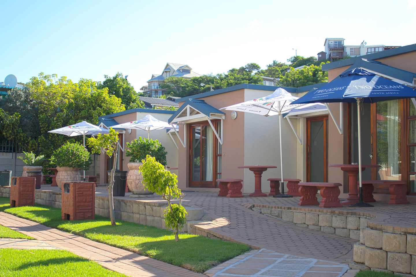 Vacation Hub International - VHI - Oceans Hotel & Self Catering