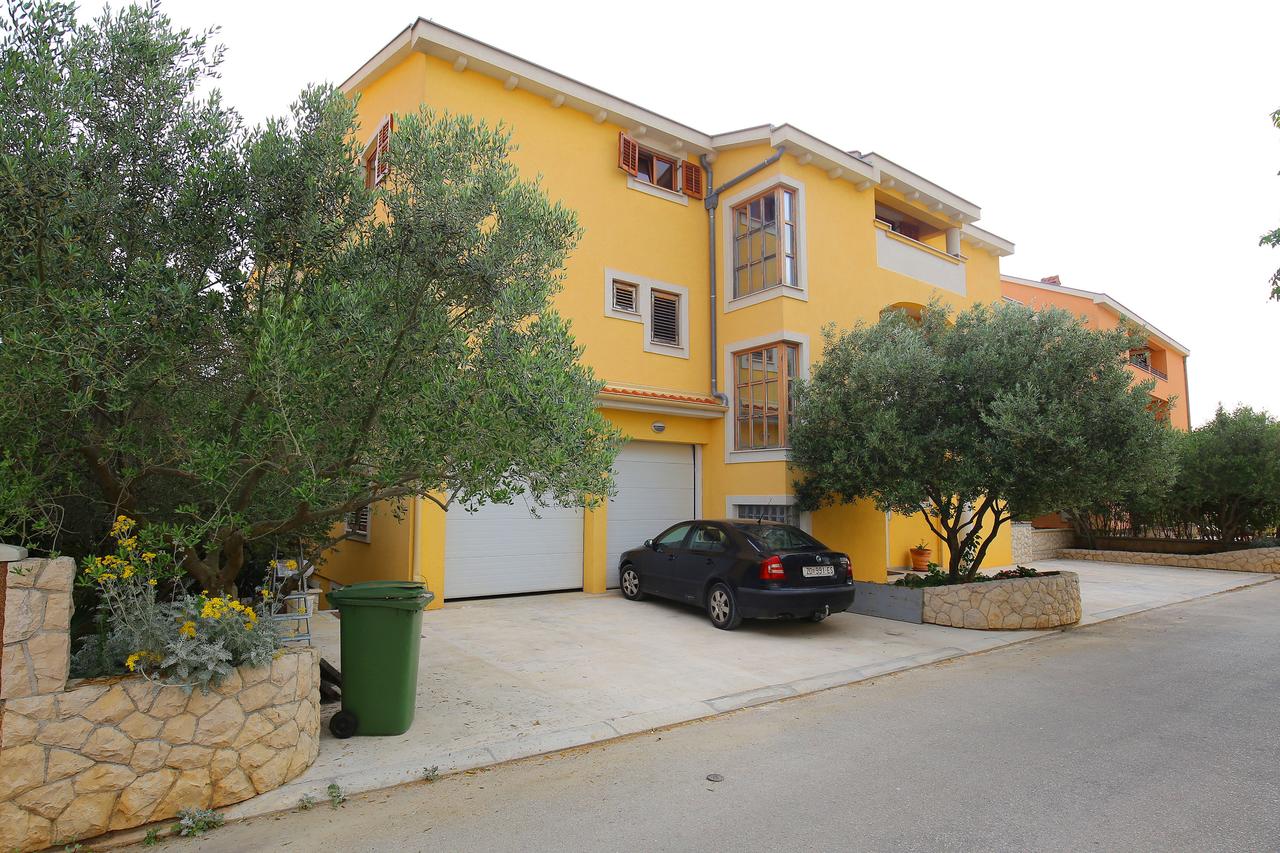 Vacation Hub International - VHI - Villa Zubcic
