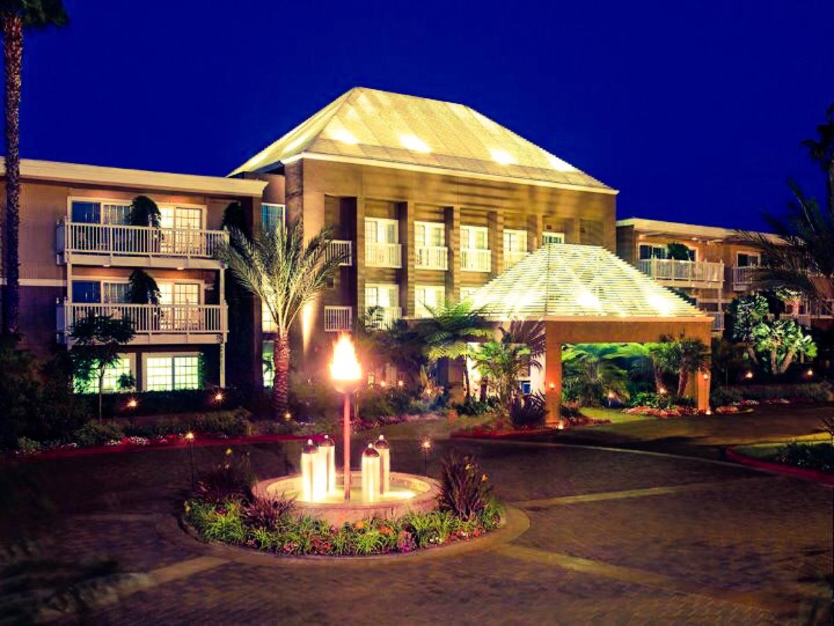 Vacation Hub International - VHI - The Portofino Hotel & Marina