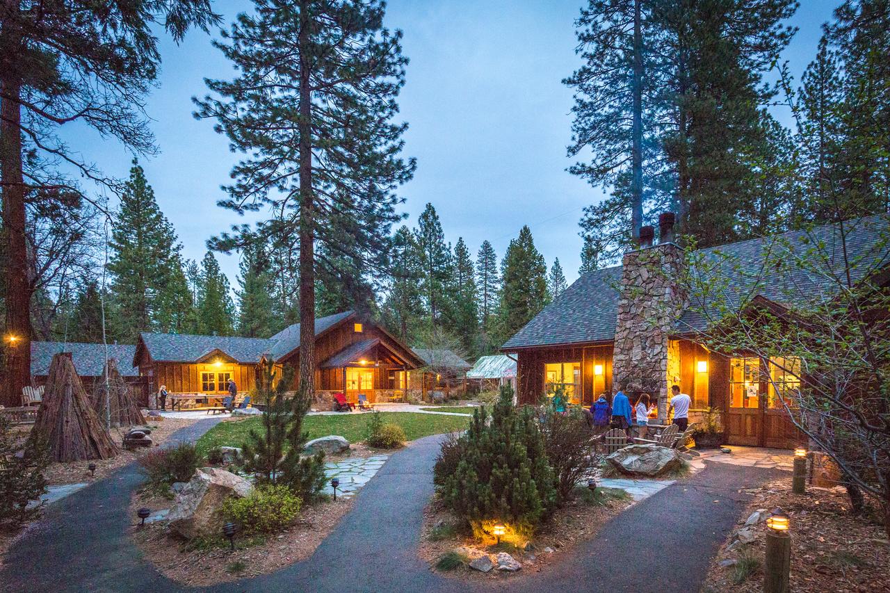 Vacation Hub International - VHI - Evergreen Lodge at Yosemite
