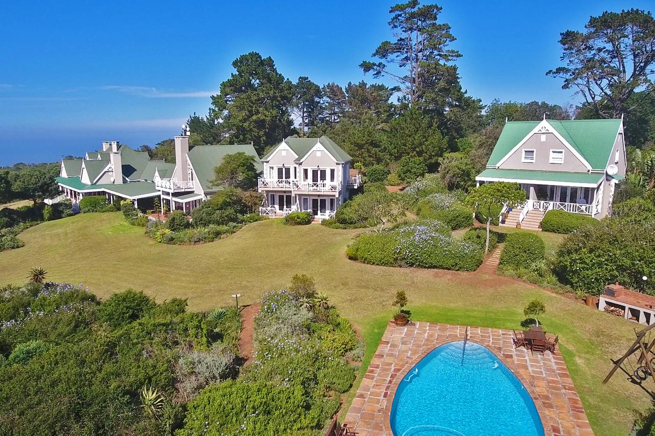 Vacation Hub International - VHI - Hilltop Country Lodge