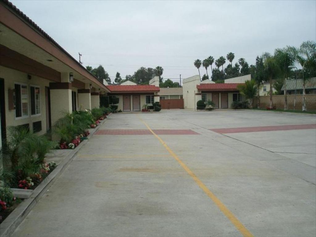 Vacation Hub International - VHI - Hyland Motel