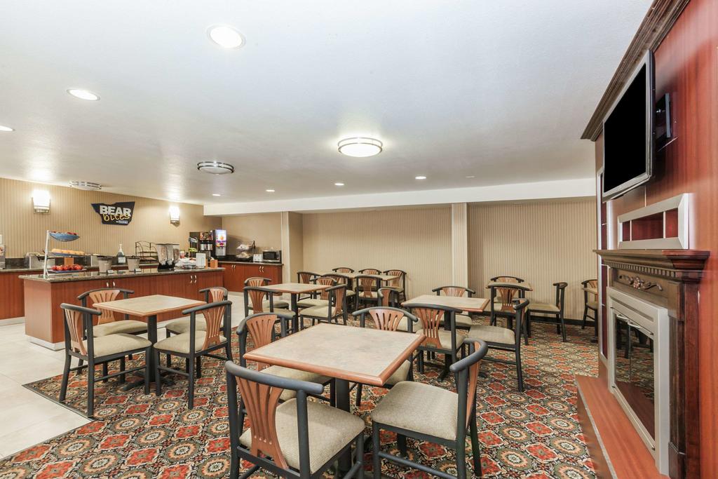 Vacation Hub International - VHI - Travelodge by Wyndham Sylmar CA