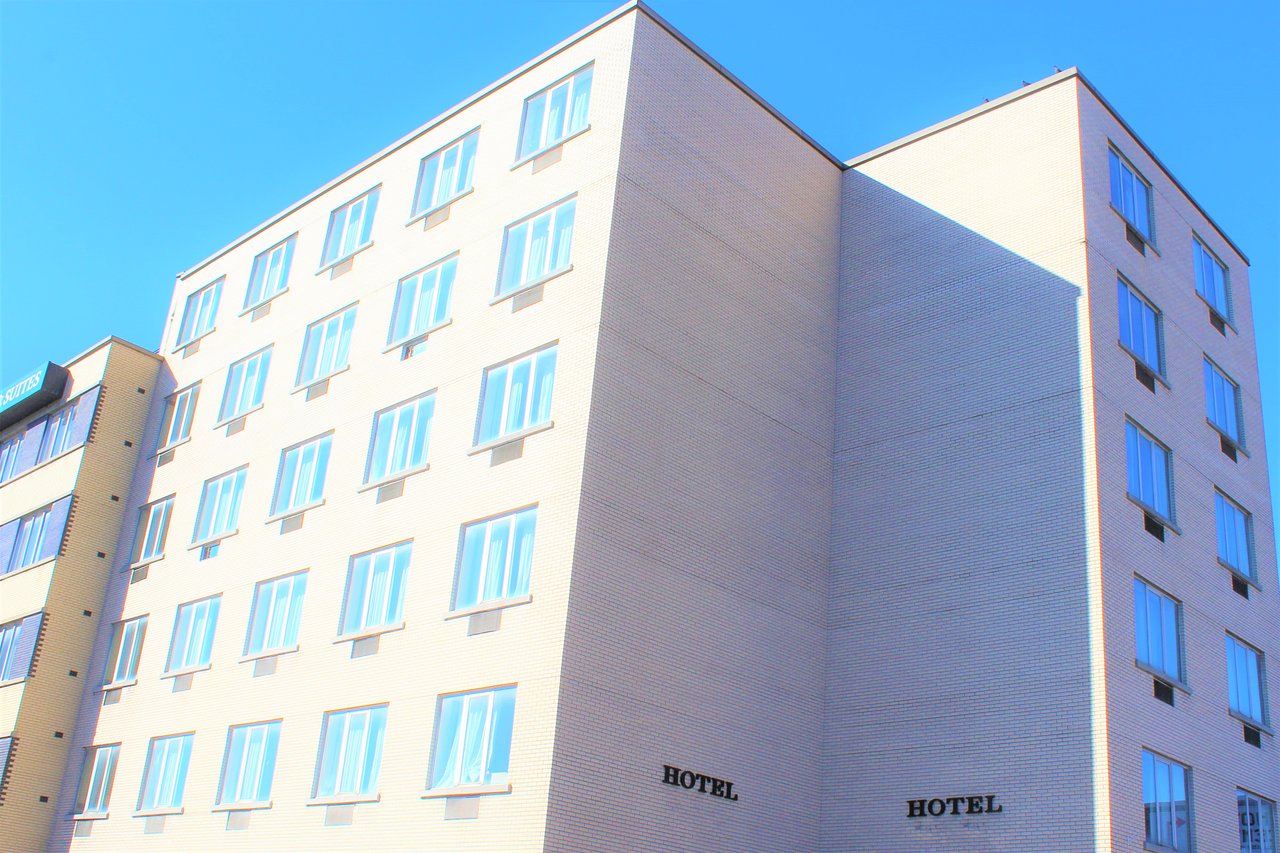 Vacation Hub International - VHI - Empire Suites