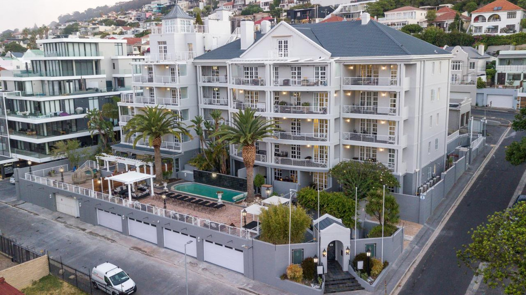 Vacation Hub International - VHI - The Stay Collection- Romney Park Luxury Apartments