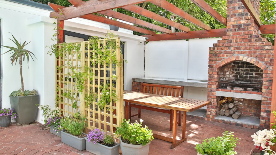 Vacation Hub International - VHI - Newlands Cottages - Chameleon Cottage