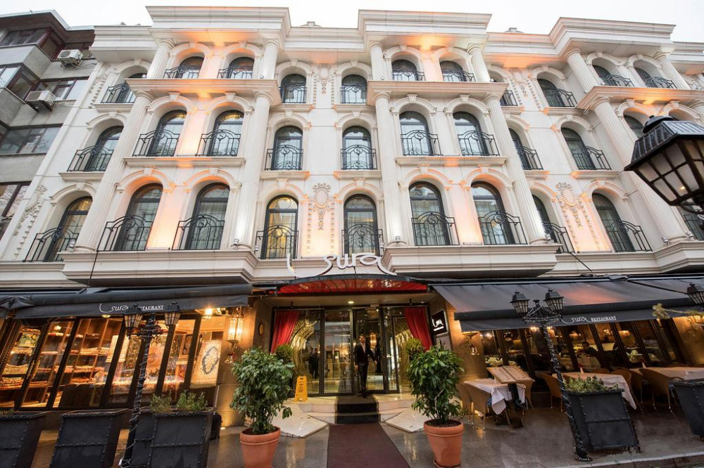 Vacation Hub International - VHI - Sura Design Hotel & Suites