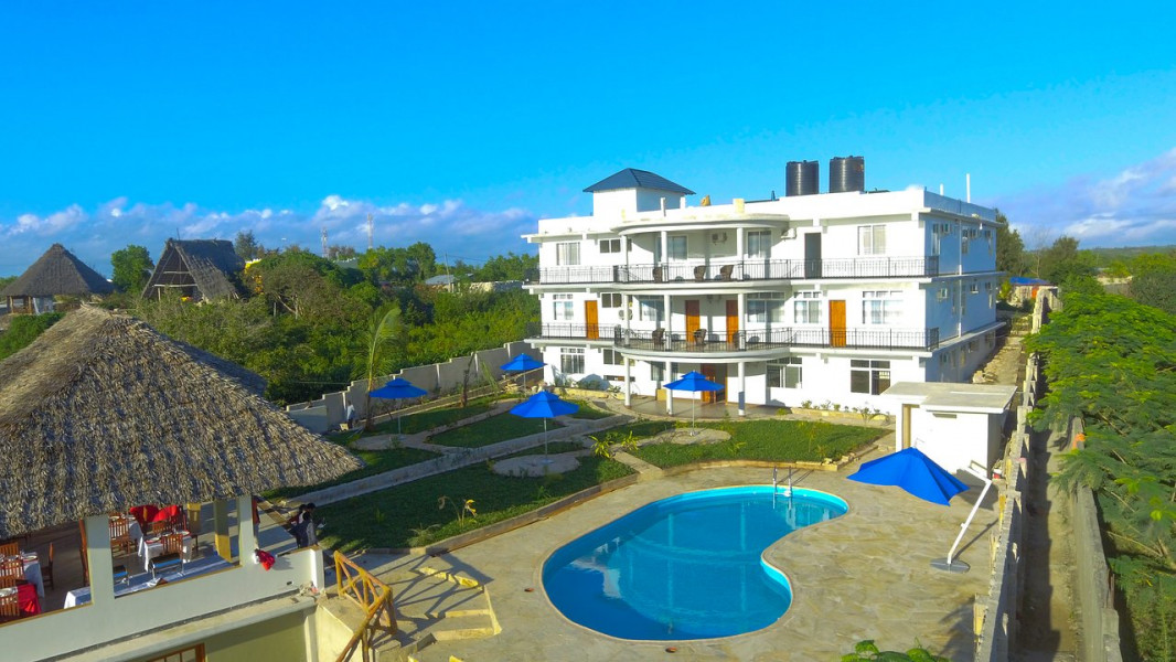 Vacation Hub International - VHI - Sea Crest Hotel