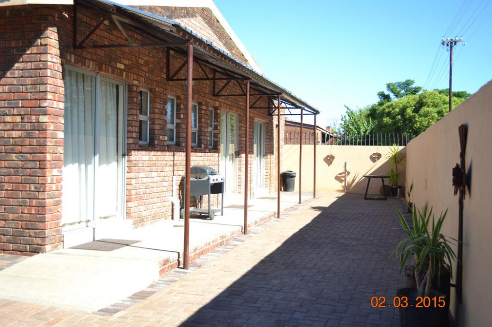 Vacation Hub International - VHI - Palms Guesthouse