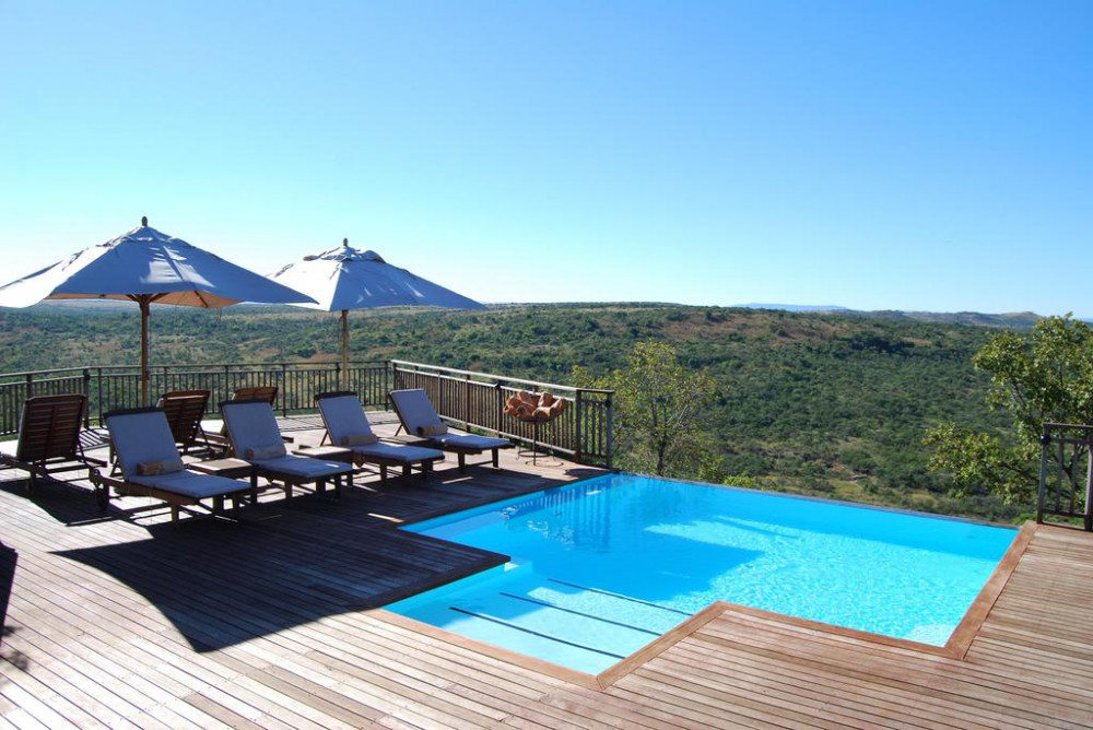 Vacation Hub International - VHI - Umzolozolo Private Safari Lodge