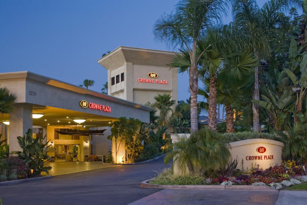 Vacation Hub International - VHI - Crowne Plaza San Diego - Mission Valley