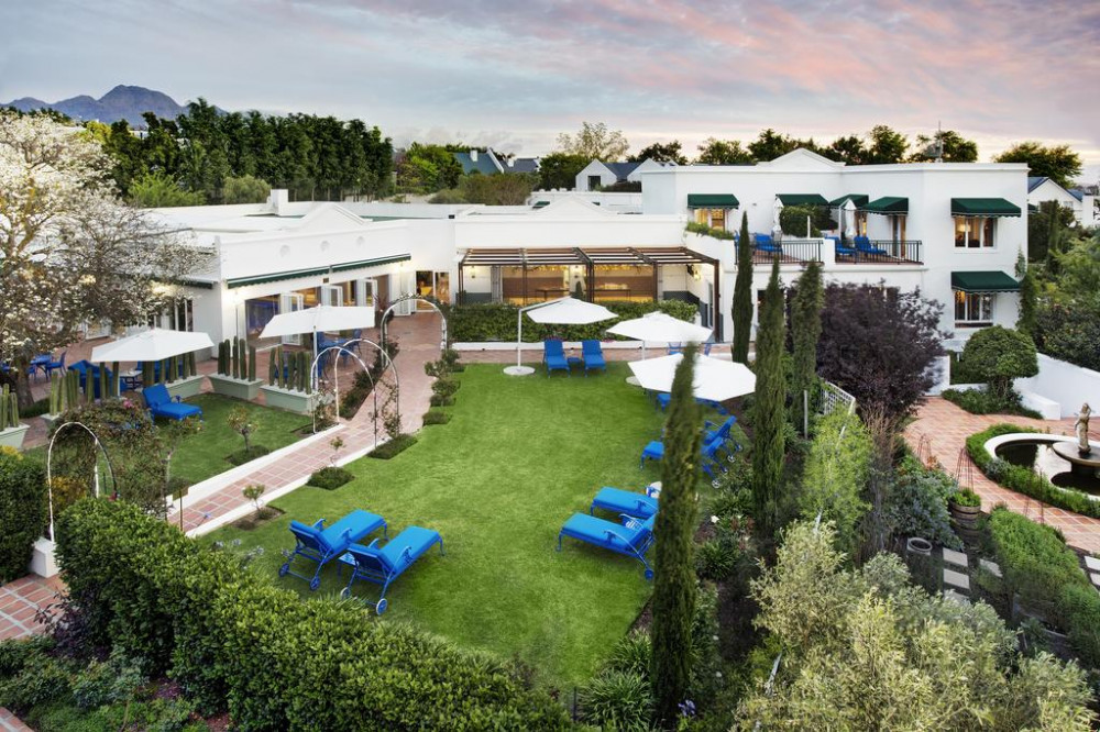 Vacation Hub International - VHI - Majeka House