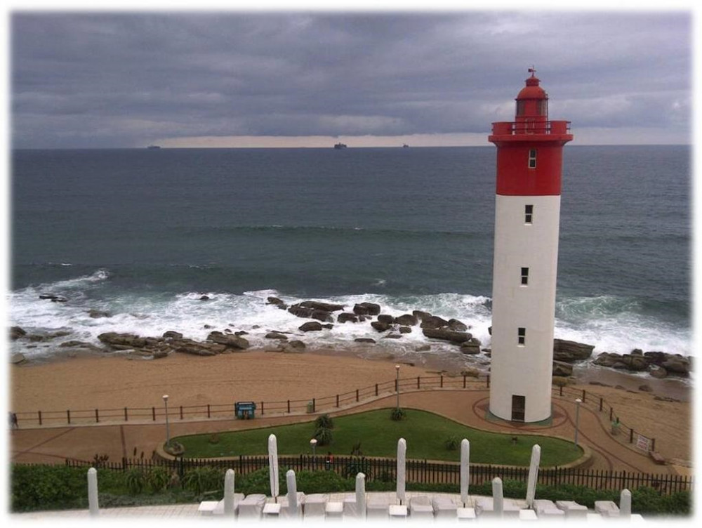 Vacation Hub International - VHI - Beachfront Luxury Apartment @ Umhlanga