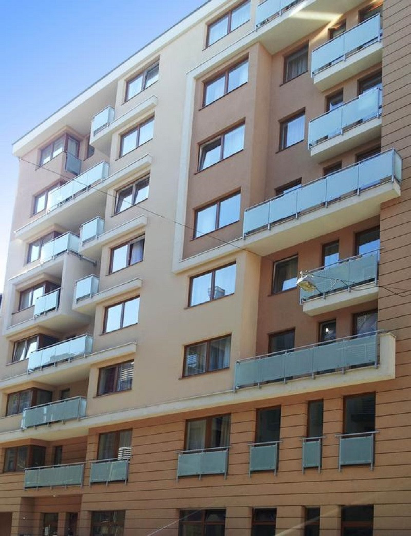 Vacation Hub International - VHI - Corvin Plaza Apartments & Suites