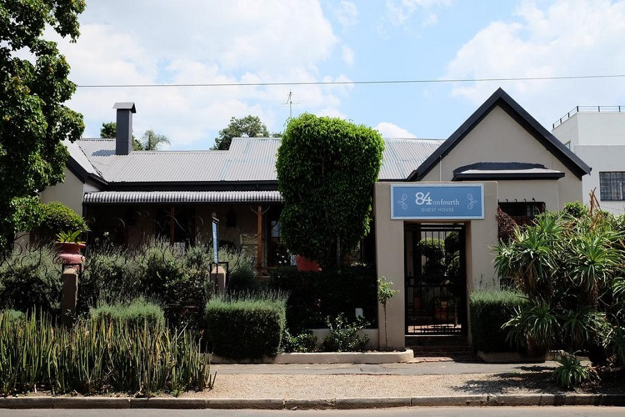 Vacation Hub International - VHI - 84 on Fourth Guest House