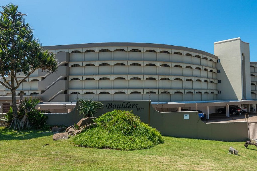 Vacation Hub International - VHI - The Boulders 304