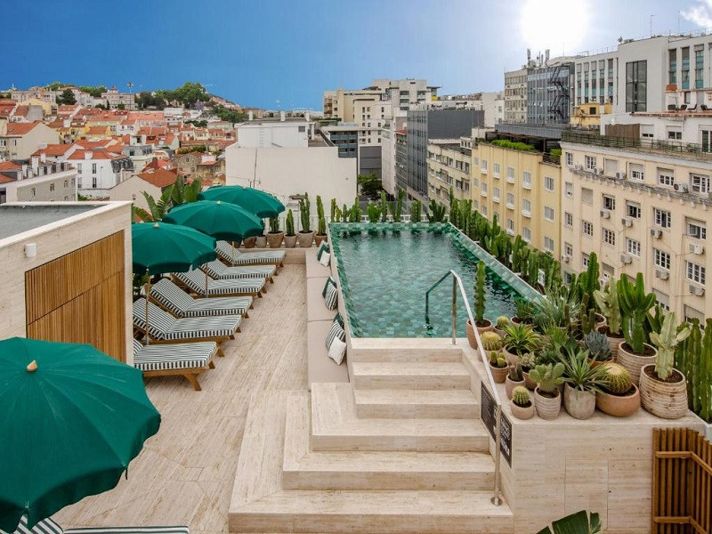 Vacation Hub International - VHI - Browns Avenue Hotel