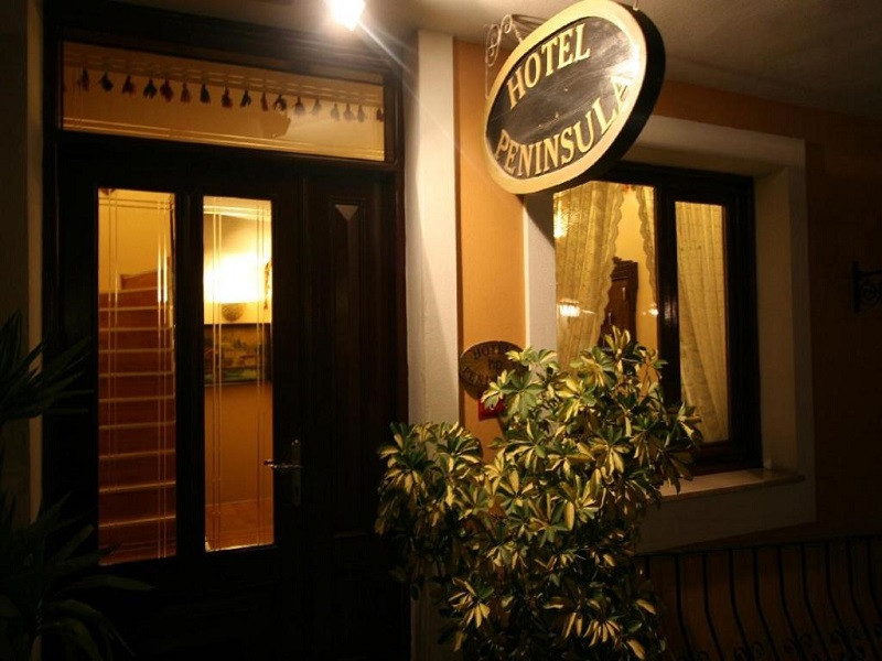 Vacation Hub International - VHI - Hotel Peninsula