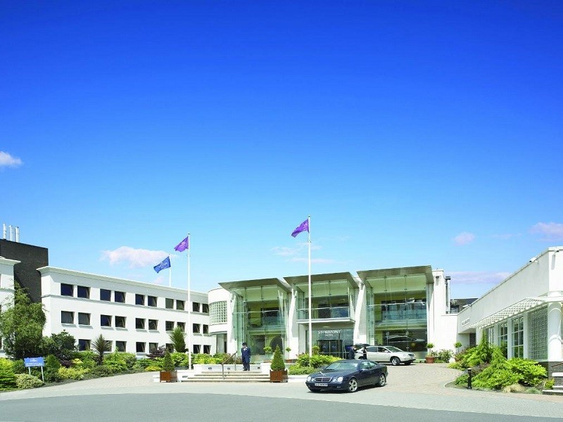Vacation Hub International - VHI - The Stormont Hotel