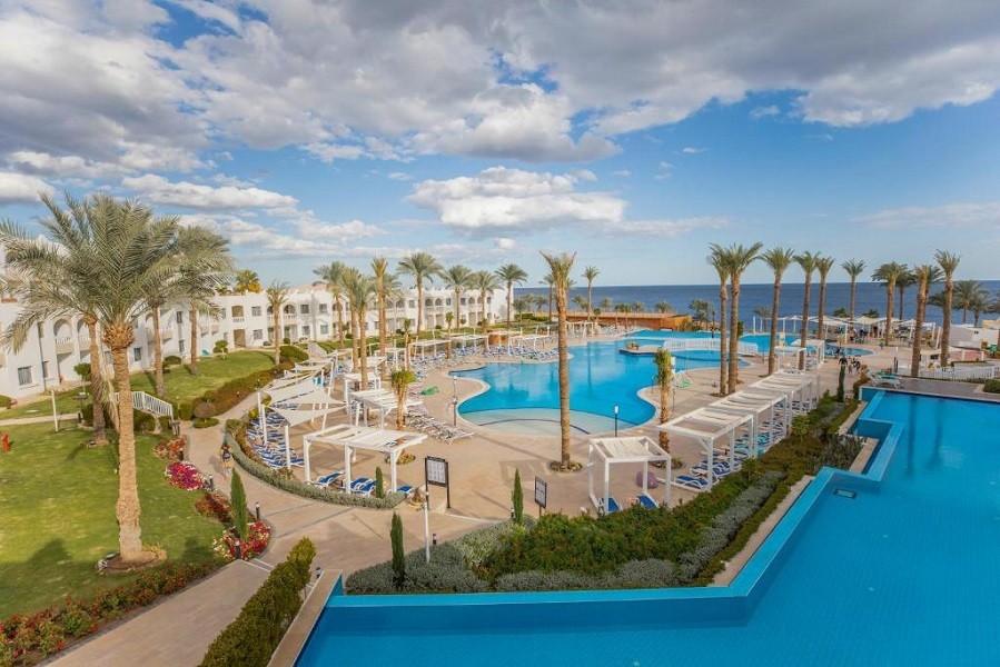 Vacation Hub International - VHI - Sunrise Diamond Beach Resort -Grand Select