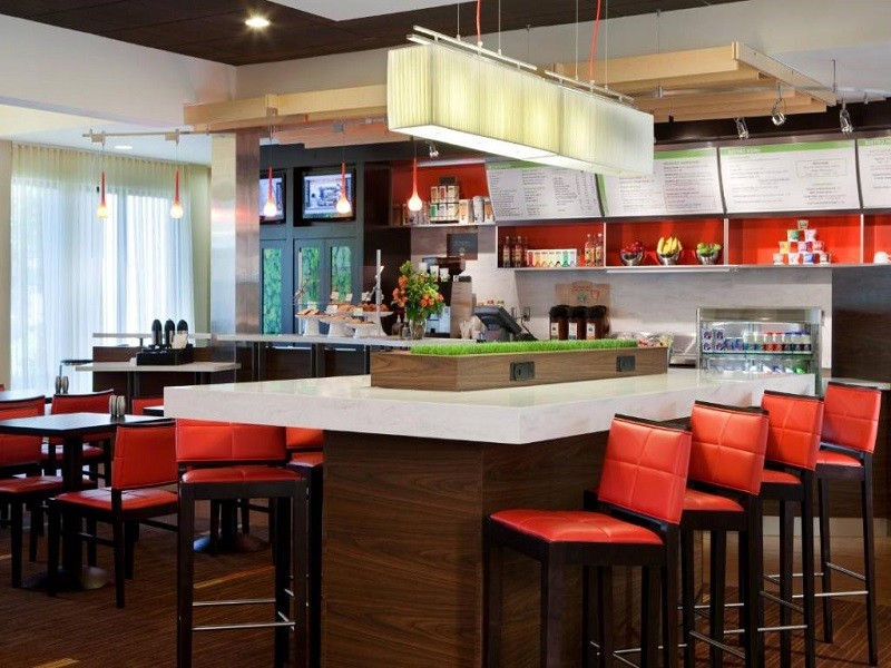 Vacation Hub International - VHI - Courtyard by Marriott Baton Rouge Acadian Centre/LSU Area