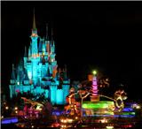 Vacation Hub International | Disneyland Park Main