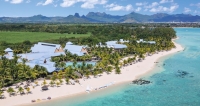  Vacation Hub International | Victoria Beachcomber Resort & Spa Main