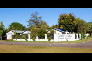  Vacation Hub International | Kuru-Kuru Guest House Main