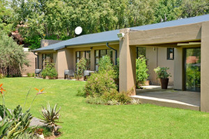  Vacation Hub International | Sand River Guest House Main