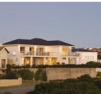  Vacation Hub International | Anlin Beach House Main