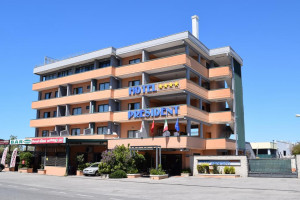  Vacation Hub International | Hotel President Pomezia Main