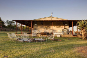  Vacation Hub International | Drakensberg Bush Lodge Main
