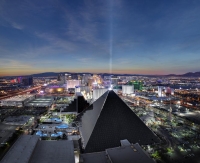  Vacation Hub International | Luxor Hotel & Casino Main