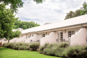  Vacation Hub International | The Hertford Country Hotel Main