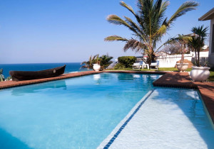  Vacation Hub International | Tradewinds Lodge B&B Main