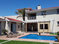  Vacation Hub International | Carmel Huys Main