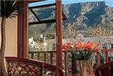  Vacation Hub International | Ikhaya Lodge Main