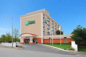 Vacation Hub International | Holiday Inn Express Boston Main