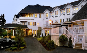  Vacation Hub International | Wolfeboro Inn Main