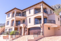  Vacation Hub International | Blue Horizon Guest House Main
