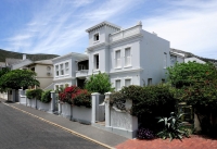  Vacation Hub International | Barry Hall Luxury Apartments Main