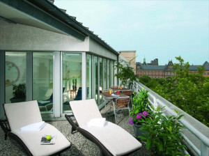  Vacation Hub International | NH Collection Hamburg City Main