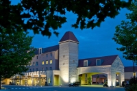  Vacation Hub International | Explorers Hotel Main