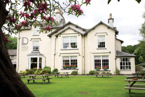  Vacation Hub International | Dale Lodge Hotel Main