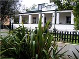  Vacation Hub International | Zeru House Guest House Main