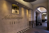 Vacation Hub International | The Michelangelo Towers Main