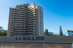 Vacation Hub International | La Ballito 606 Main