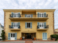  Vacation Hub International | Auberge Burgundy Guest House Main