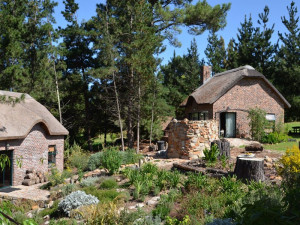  Vacation Hub International | Avolonte Lodge Main