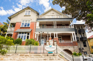  Vacation Hub International | Glenferrie Lodge Main